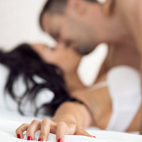 how to give a woman an orgasm featured image